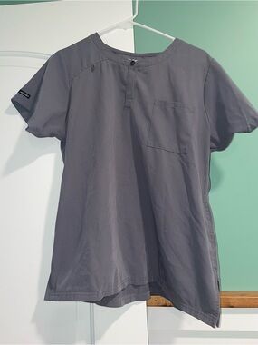 Jockey Women's charcoal scrub set Large top and Large petite jogger pants
